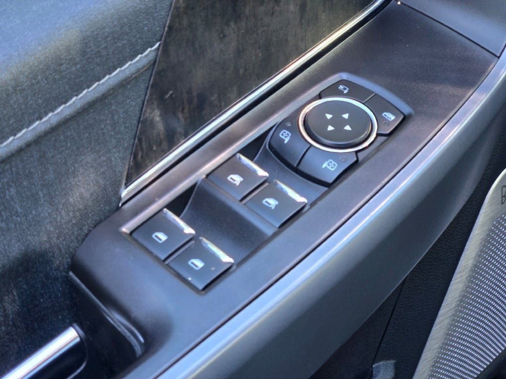 Used 2021 Ford F150 Lariat w/ Equipment Group 502A High image 15