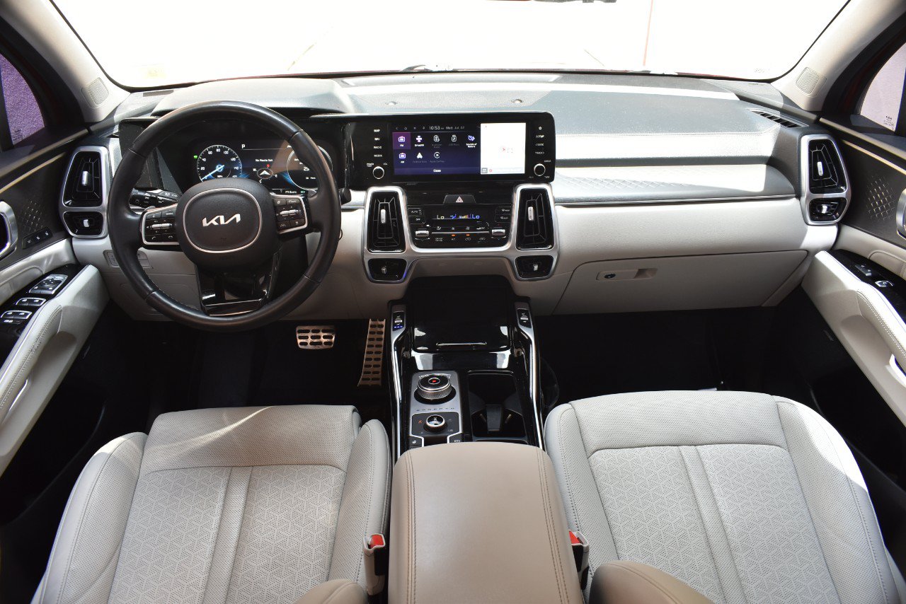 Used 2023 Kia Sorento SX Prestige w/ Panoramic Sunroof Package AWD/4WD image 20