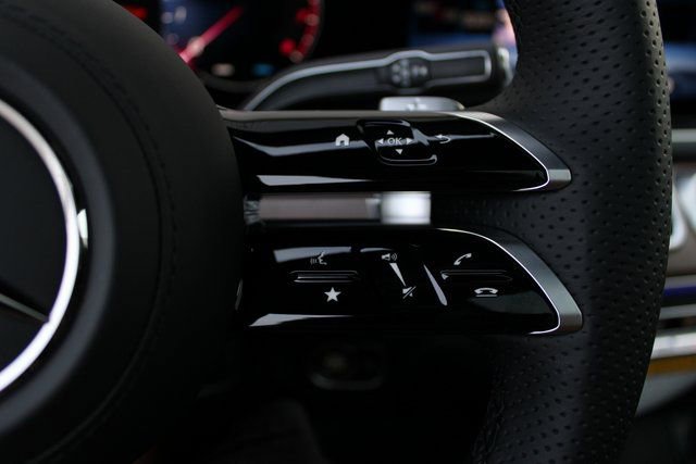 New 2026 Mercedes-Benz GLS 580 4MATIC image 23