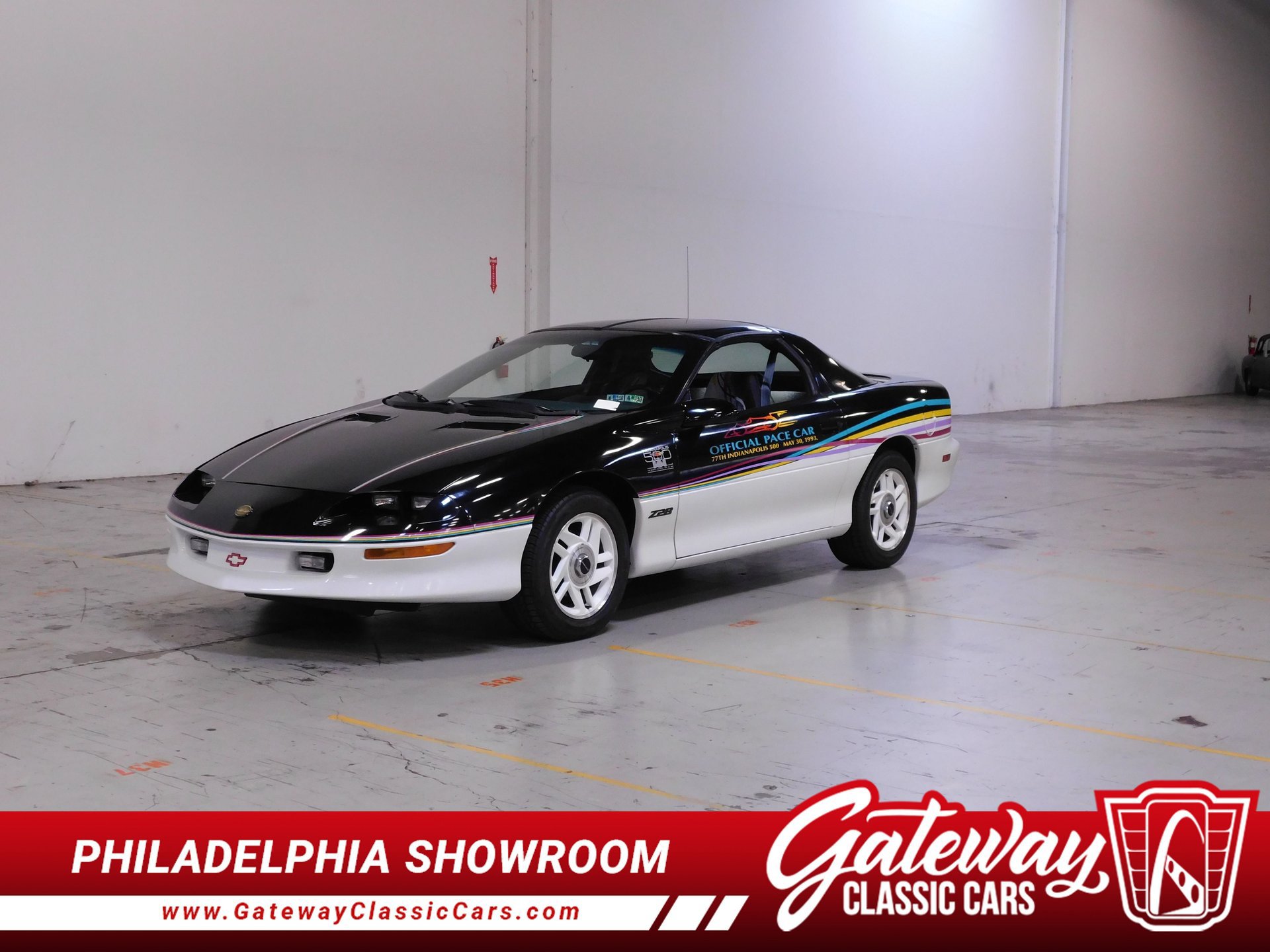 Used 1993 Chevrolet Camaro Z28 RWD image 1