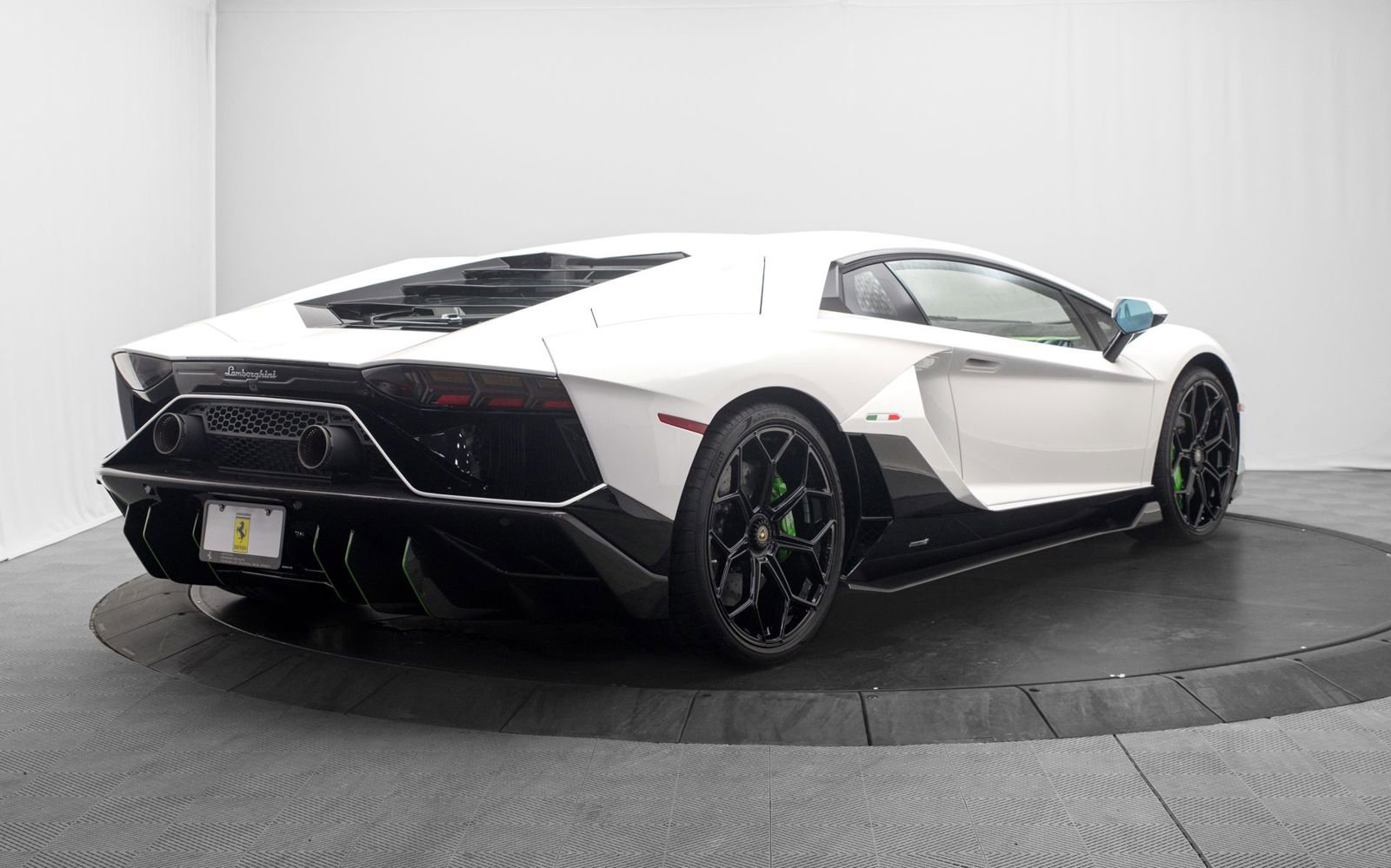 Used 2022 Lamborghini Aventador LP 780-4 Ultimae AWD/4WD image 4