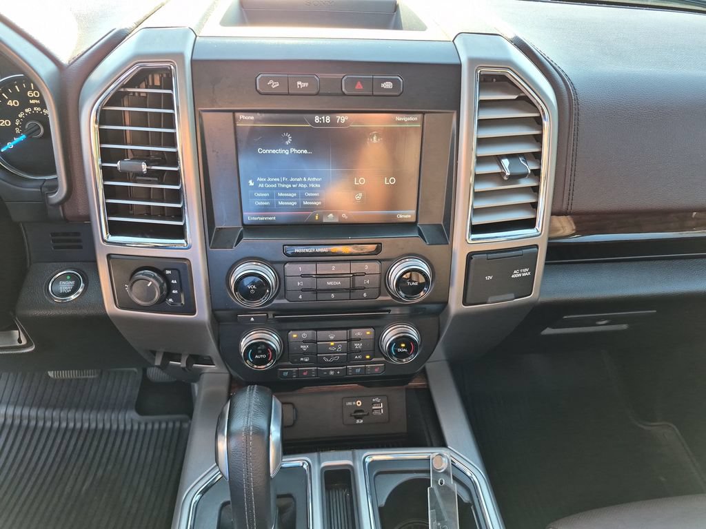 Used 2015 Ford F150 Platinum w/ Equipment Group 701A Luxury AWD/4WD image 26