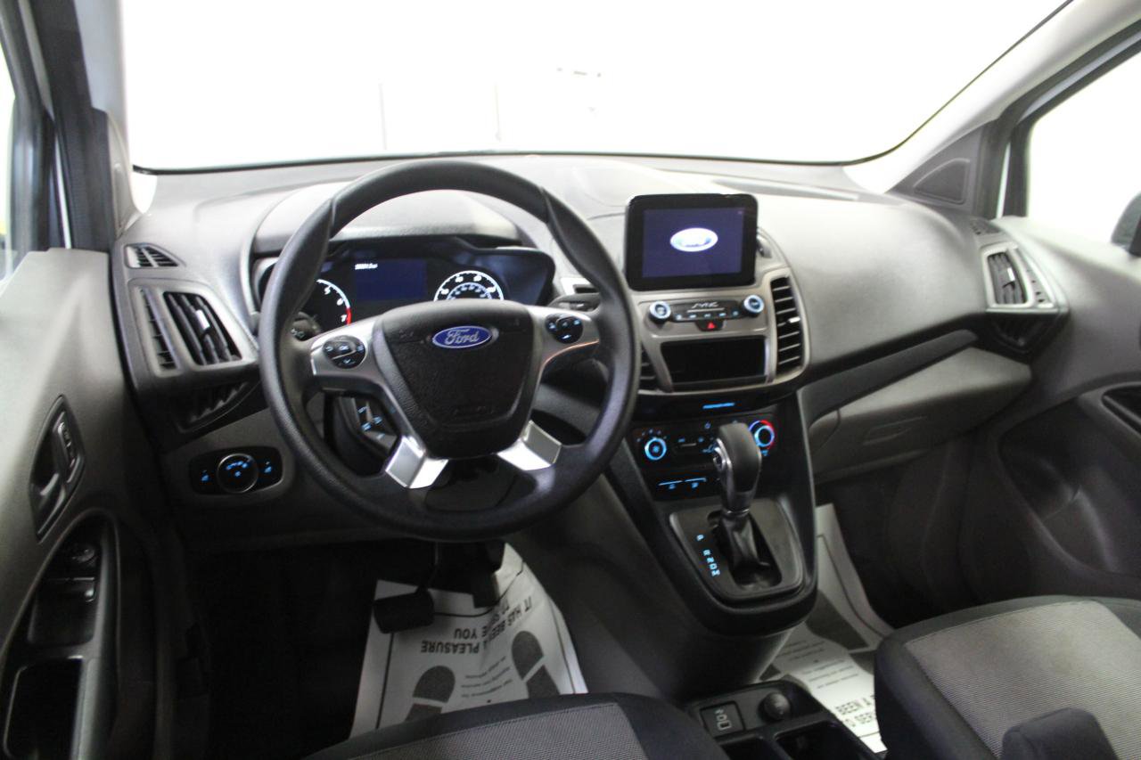 Used 2022 Ford Transit Connect XL image 7