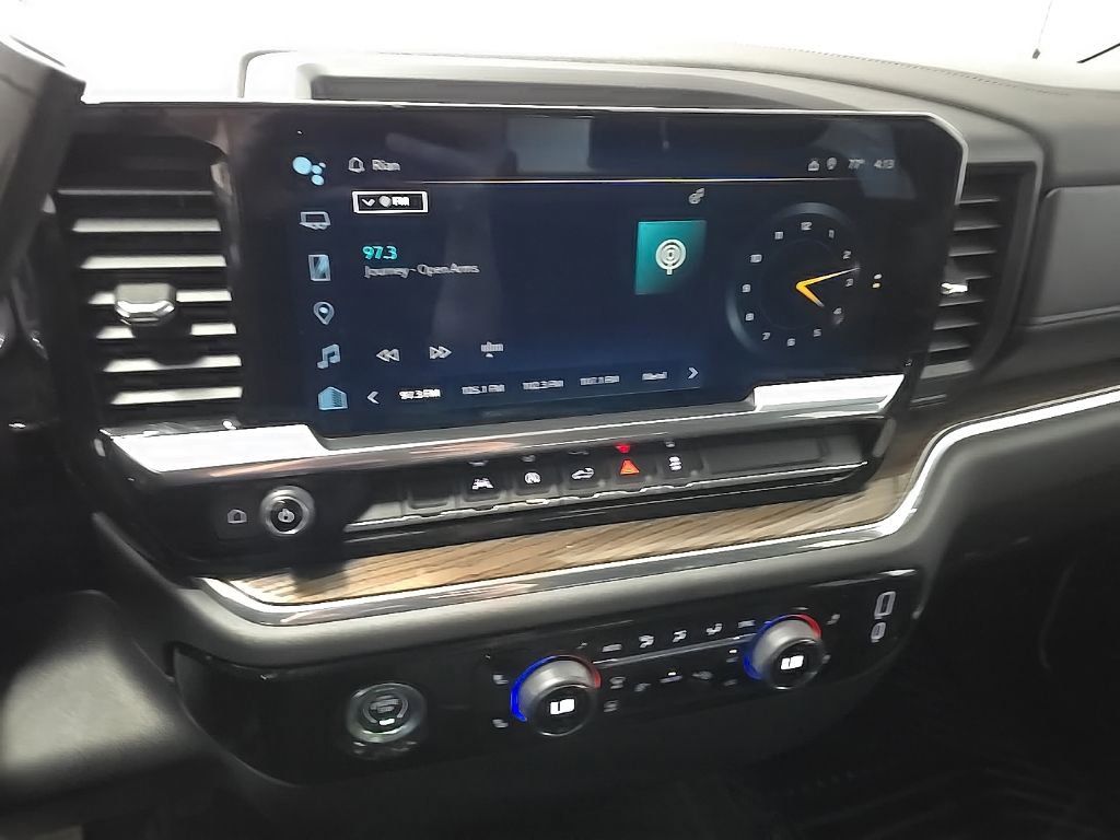 Used 2023 Chevrolet Silverado 1500 LT image 24