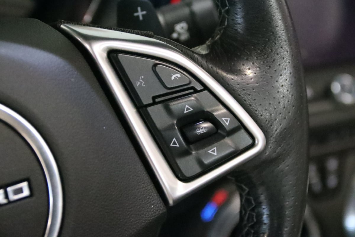 Used 2018 Chevrolet Camaro SS RWD image 17