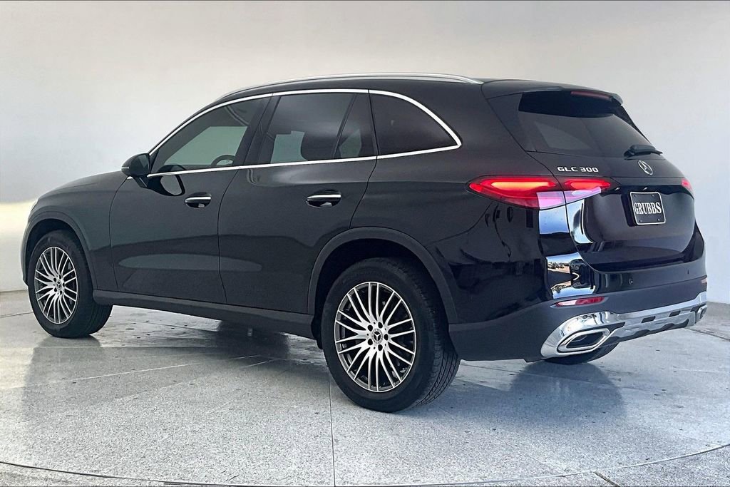 Used 2024 Mercedes-Benz GLC 300 image 16