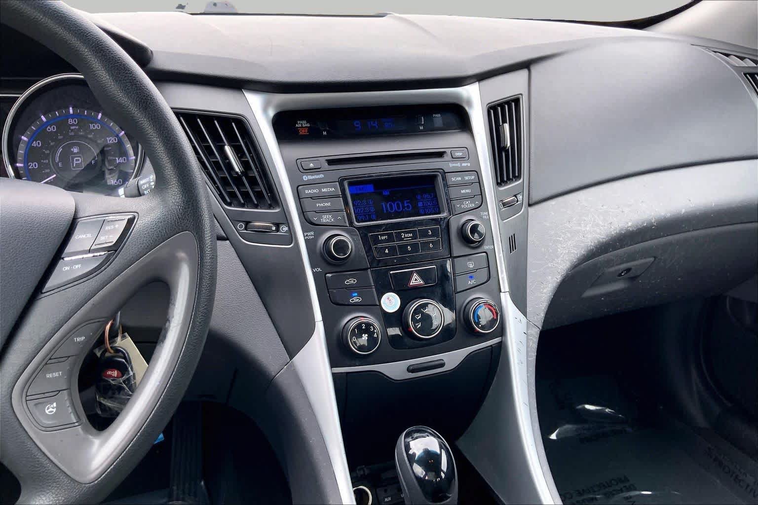 Used 2014 Hyundai Sonata GLS FWD image 6