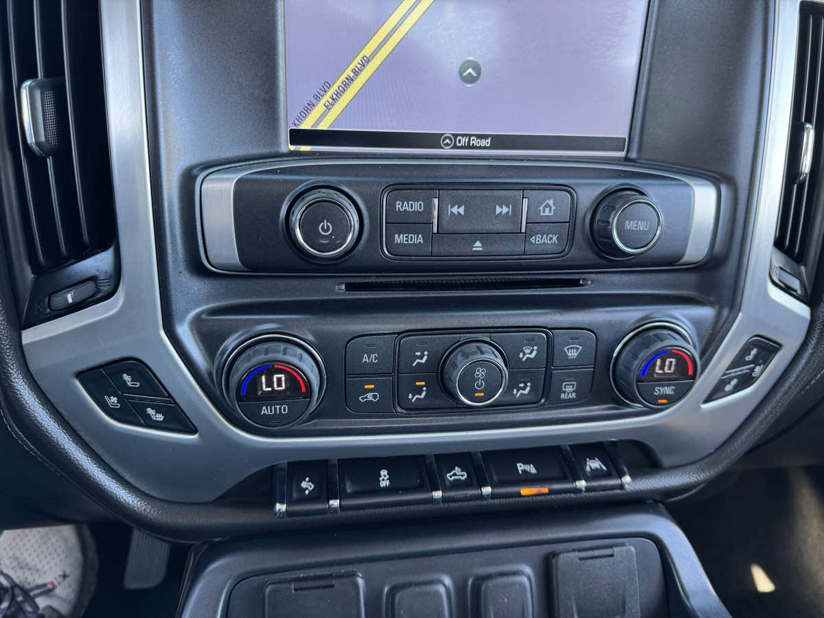 Used 2017 GMC Sierra 1500 SLT image 30