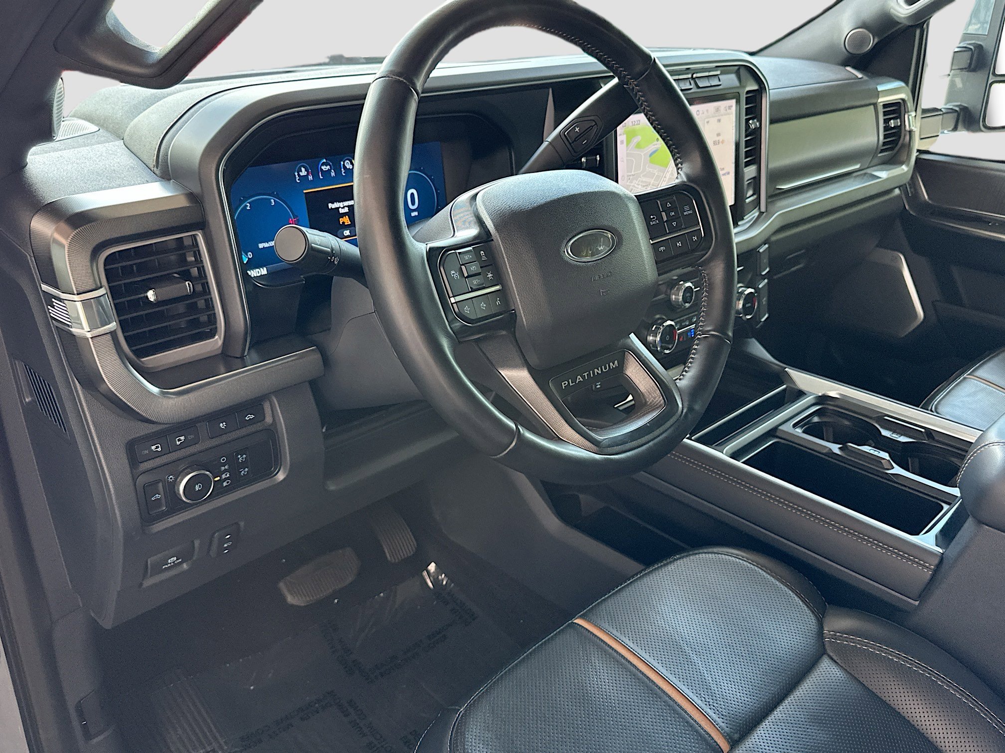 Used 2024 Ford F250 Platinum w/ FX4 Off-Road Package AWD/4WD image 9