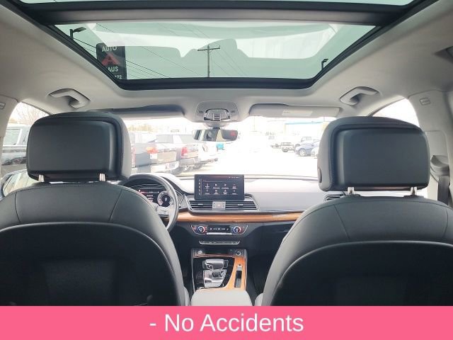 Used 2022 Audi Q5 2.0T Premium Plus w/ Premium Plus Package image 3