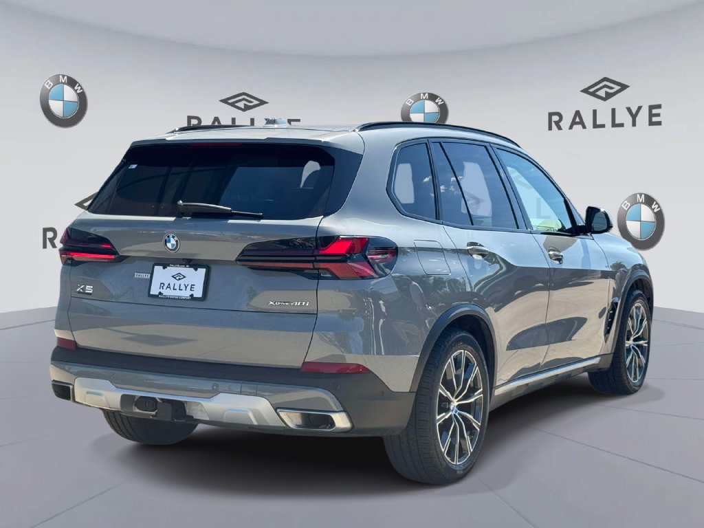 Certified 2025 BMW X5 xDrive40i w/ M Sport Package AWD/4WD image 5