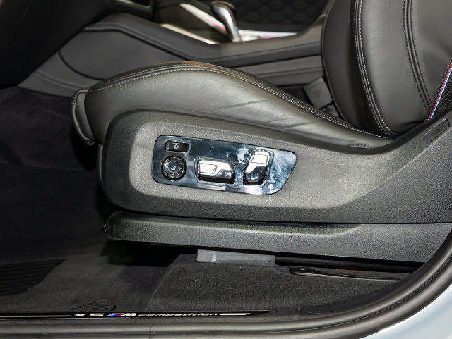 Used 2024 BMW X5 M Competition w/ Executive Package AWD/4WD image 15
