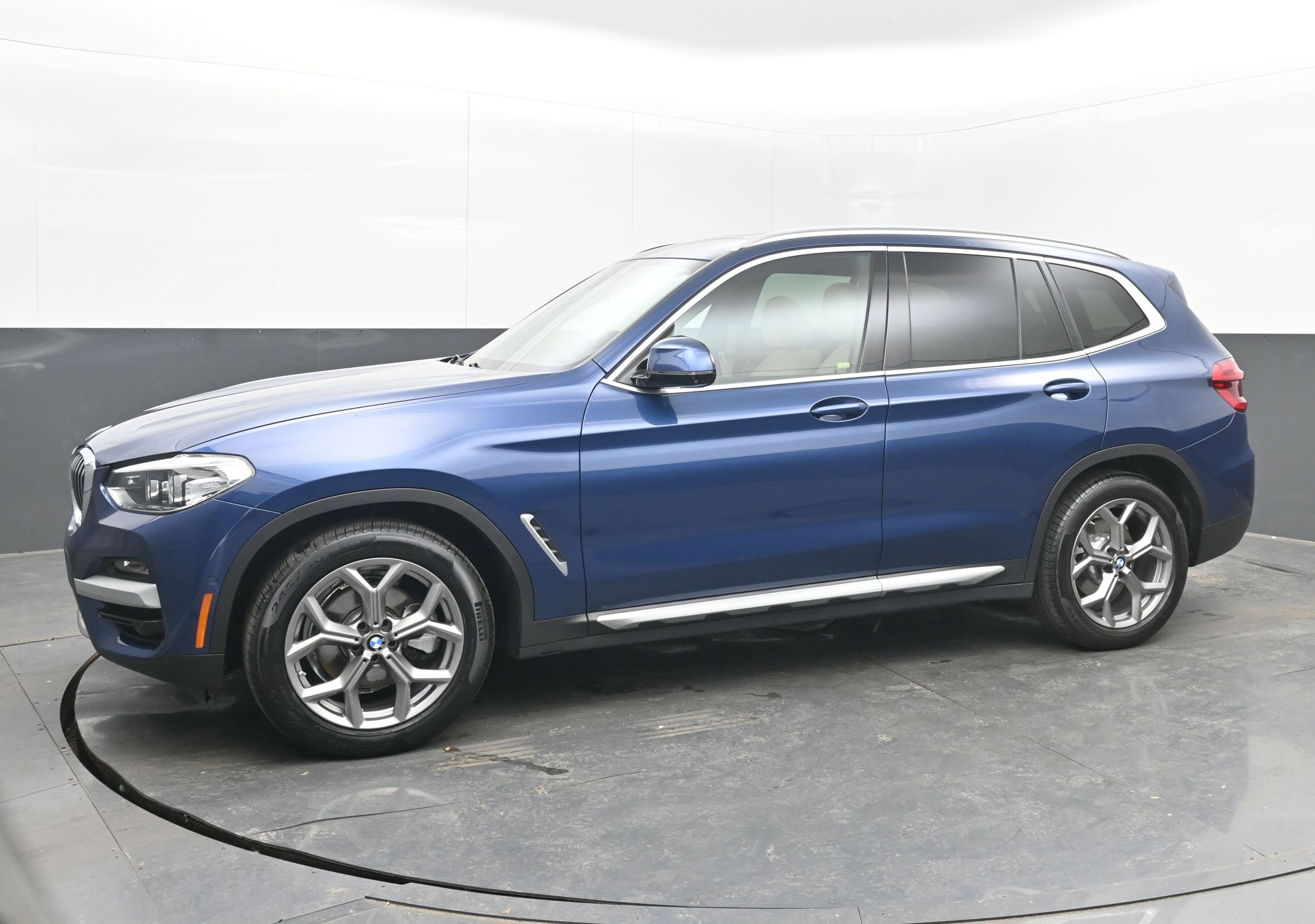 Used 2021 BMW X3 xDrive30i w/ Premium Package image 5