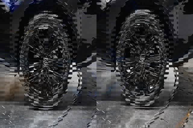 Certified 2025 Toyota bZ4X AWD image 11