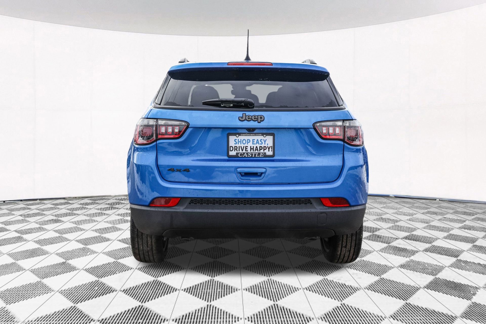 New 2026 Jeep Compass Latitude image 11