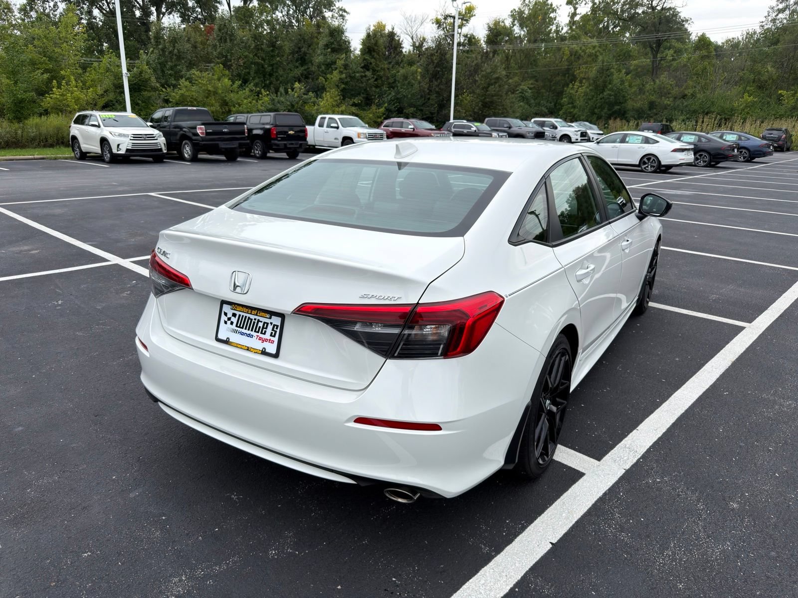 Used 2024 Honda Civic Sport image 8