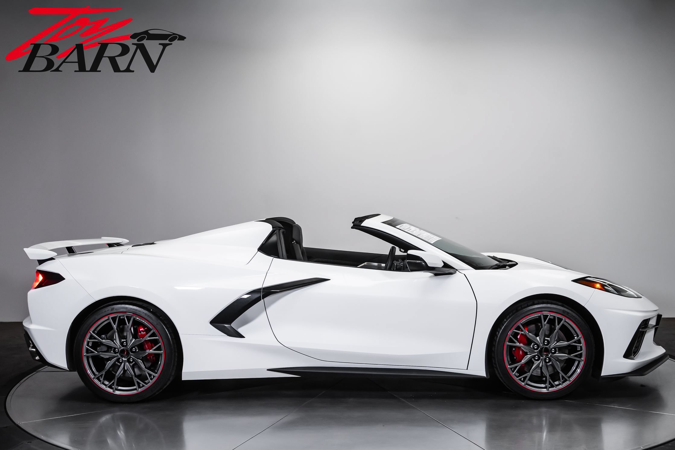Used 2025 Chevrolet Corvette Stingray Preferred Conv w/ Z51 Performance Package RWD image 6