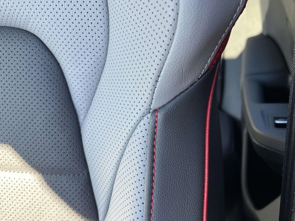 New 2026 Volkswagen GTI SE FWD image 19