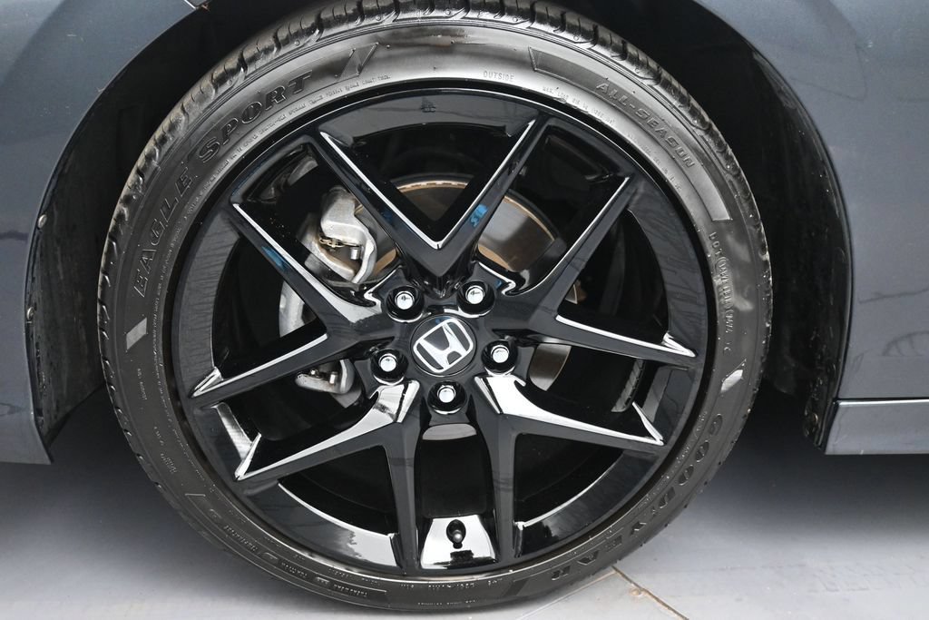 Certified 2025 Honda Civic Sport image 14