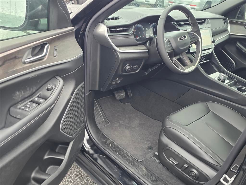 New 2026 Jeep Grand Cherokee Limited image 4