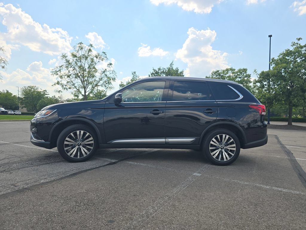 Used 2019 Mitsubishi Outlander AWD image 10