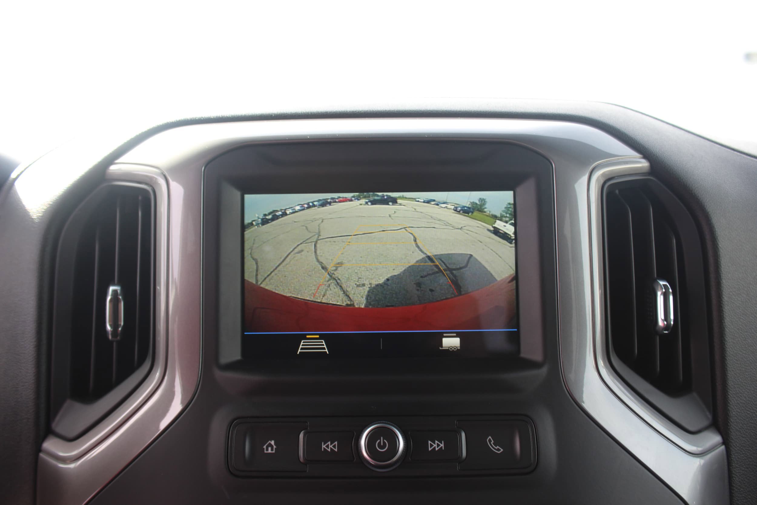 Used 2019 Chevrolet Silverado 1500 Custom Trail Boss w/ Custom Convenience Package image 11