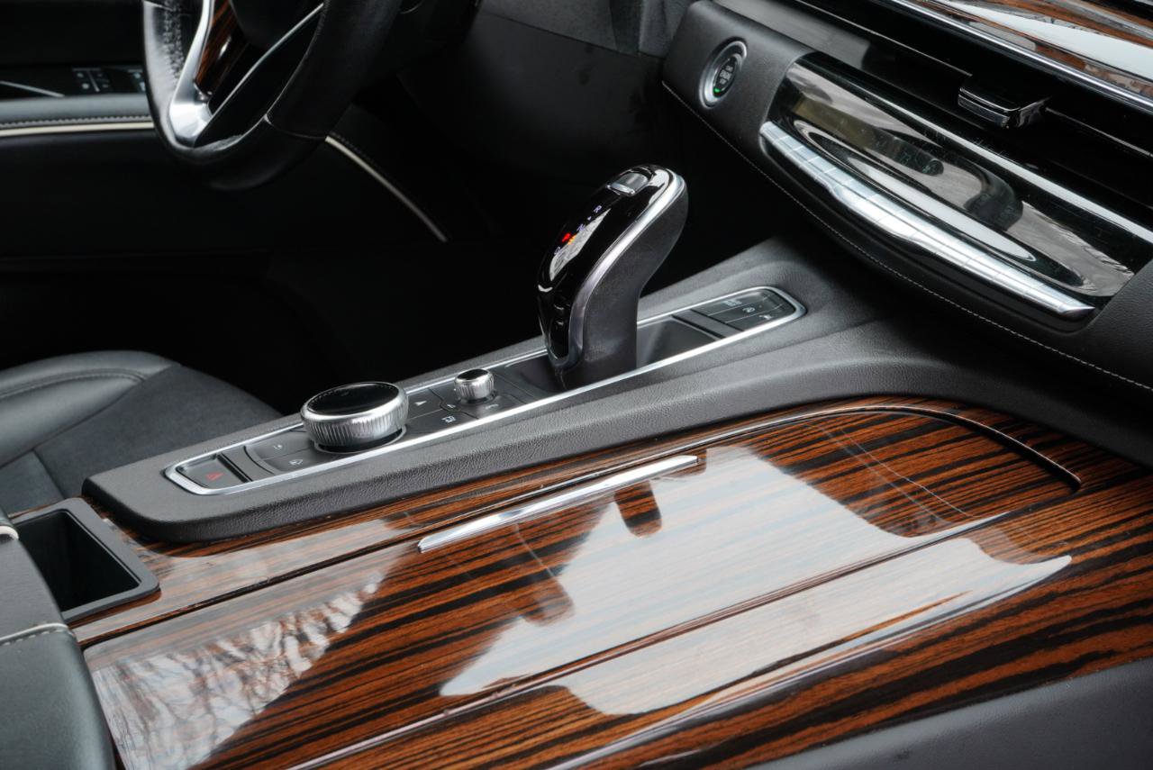 Used 2022 Cadillac Escalade Luxury image 74
