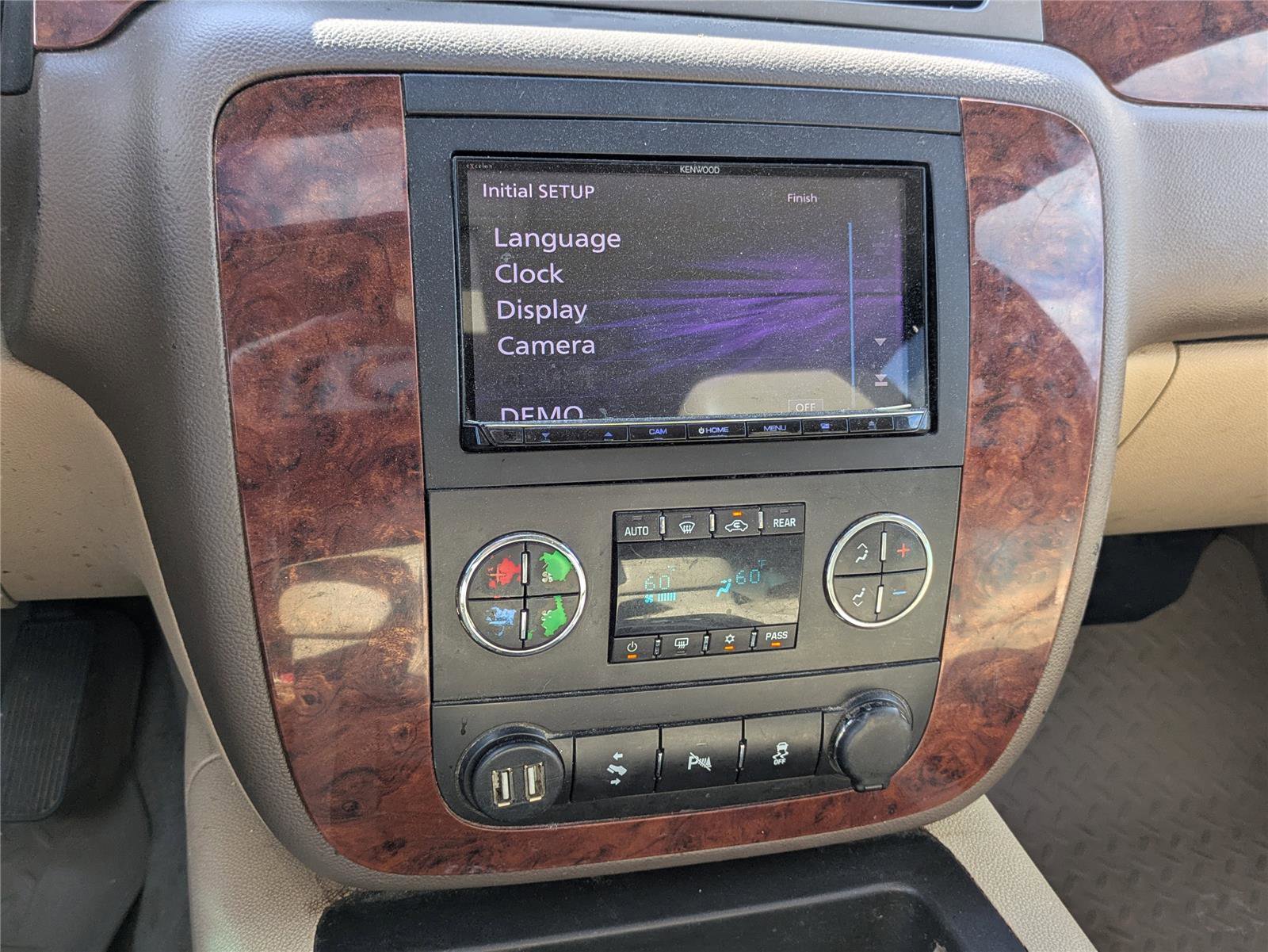 Used 2013 Chevrolet Suburban 2500 LT image 29