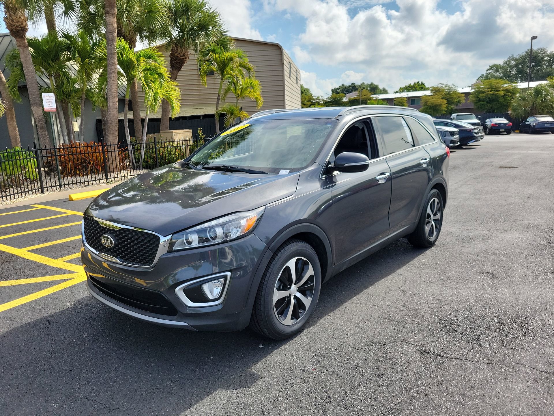 Used 2017 Kia Sorento EX FWD image 10