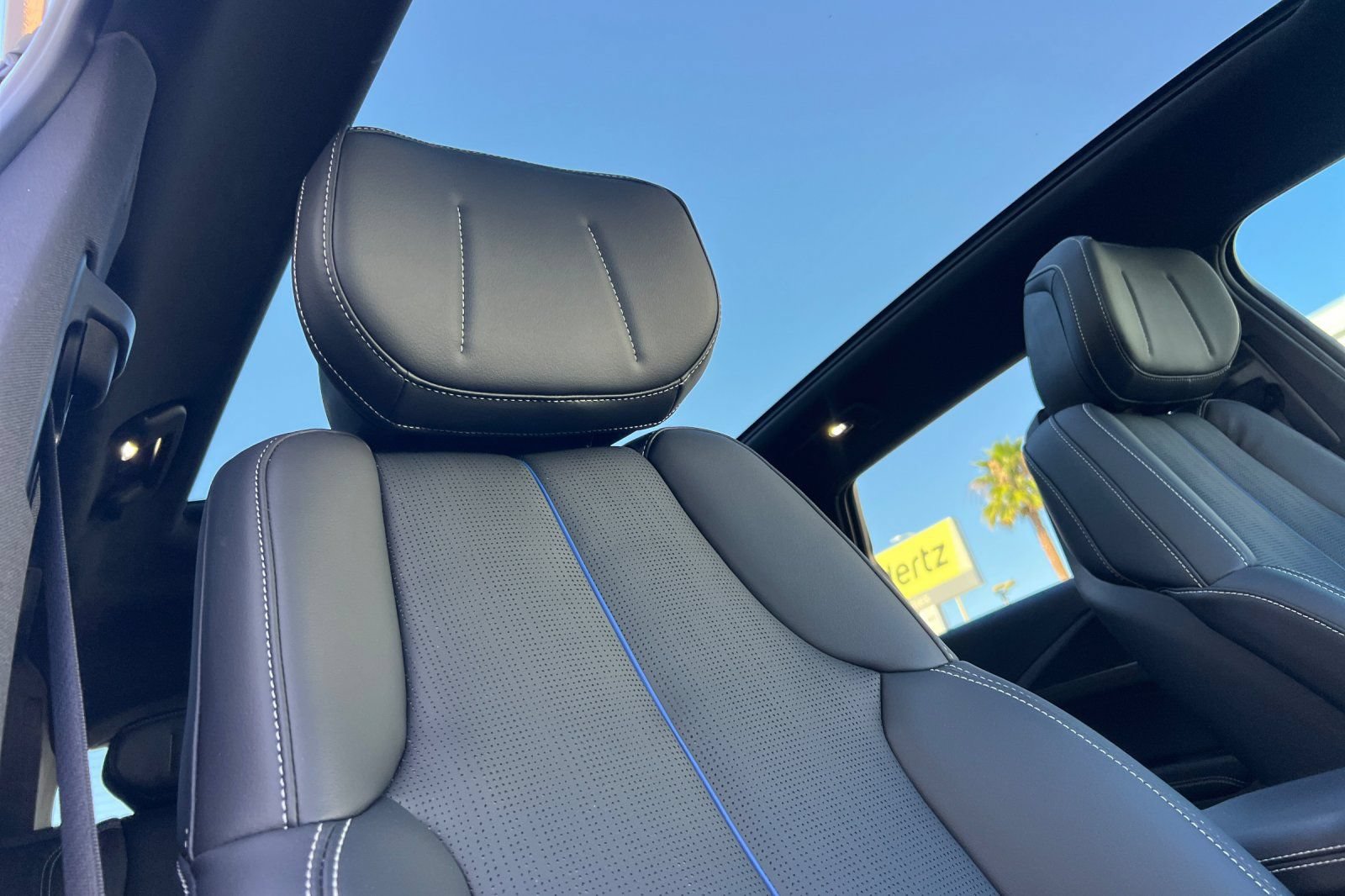 Used 2026 Cadillac Lyriq Luxury w/ LPO, Floor Liner Package RWD image 19