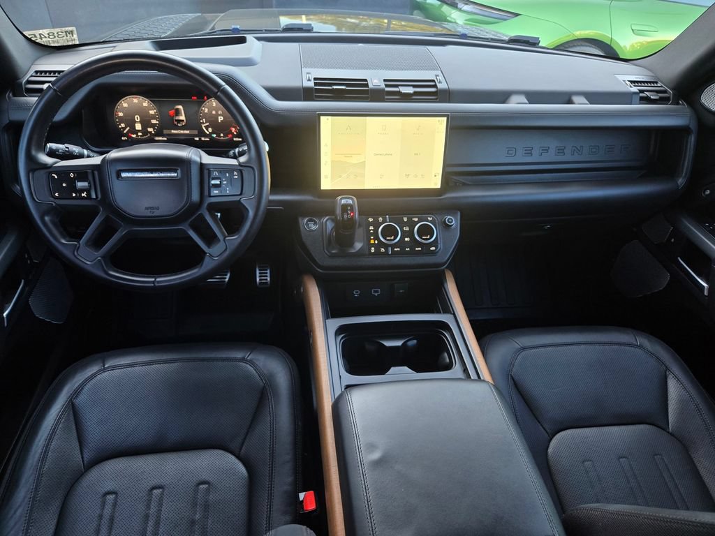 Used 2023 Land Rover Defender 130 X AWD/4WD image 18