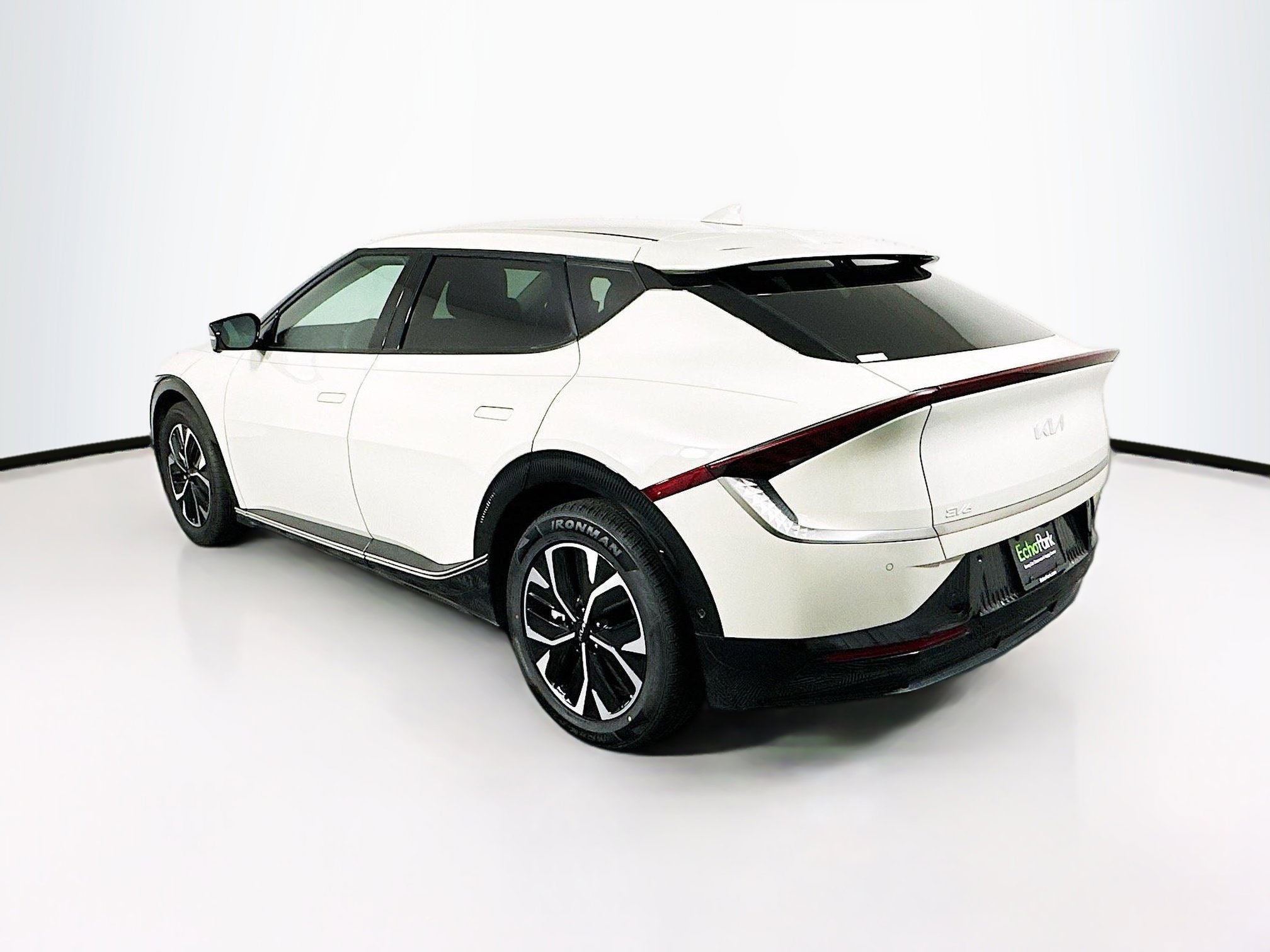 Used 2023 Kia EV6 Wind w/ Wind Technology Package AWD/4WD image 5
