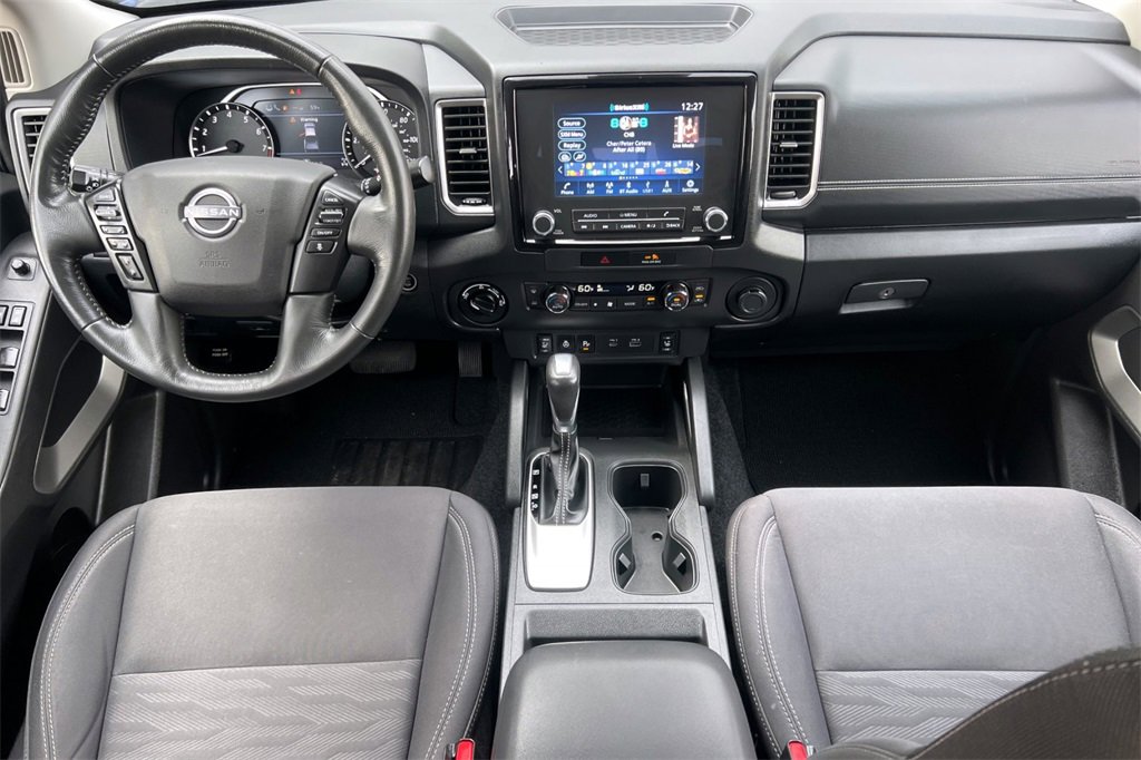 Used 2023 Nissan Frontier SV w/ SV Convenience Package image 16