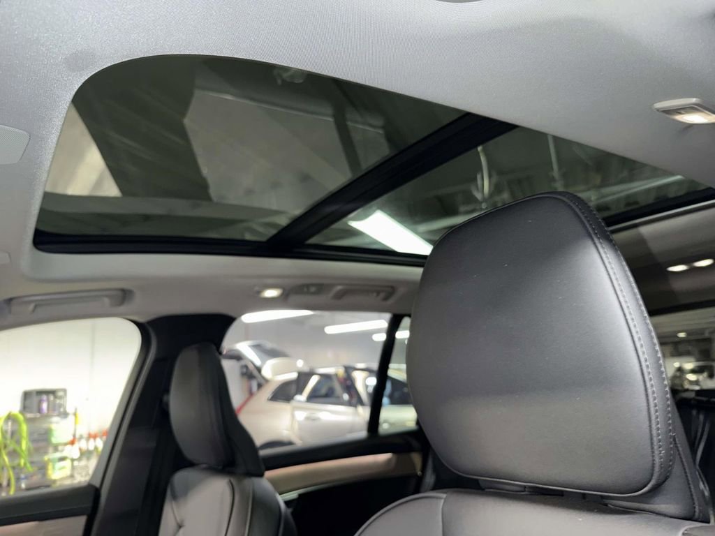 Used 2025 Volvo XC90 B6 Plus image 23