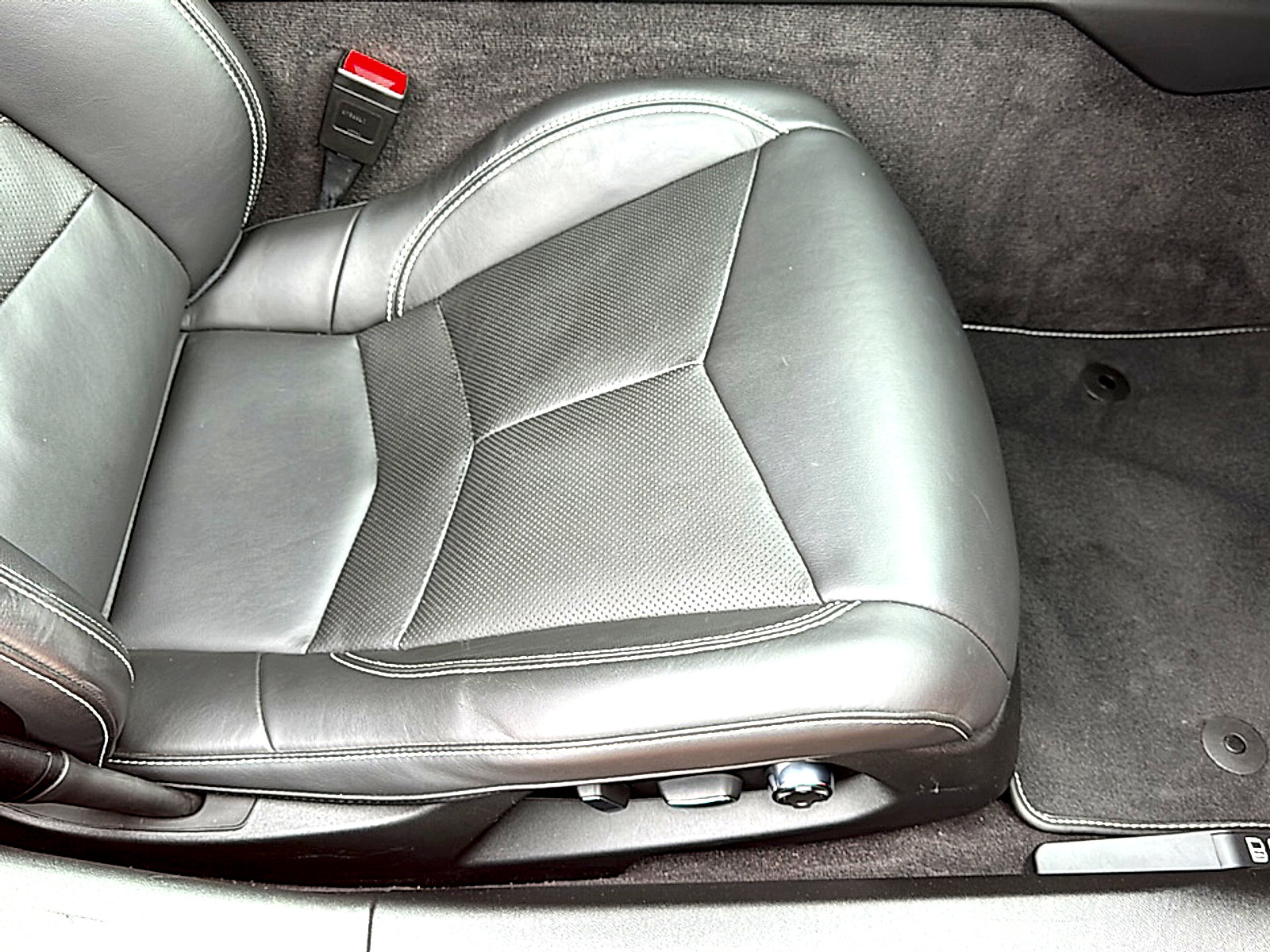 Used 2023 Chevrolet Corvette Stingray Preferred Conv w/ Z51 Performance Package RWD image 22