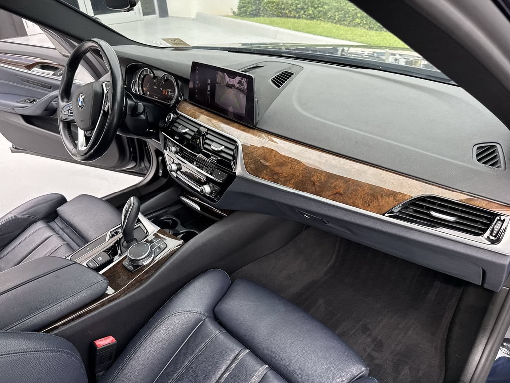 Used 2019 BMW 530i xDrive w/ Convenience Package AWD/4WD image 32