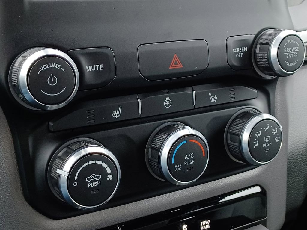 Used 2023 RAM 1500 Big Horn AWD/4WD image 22