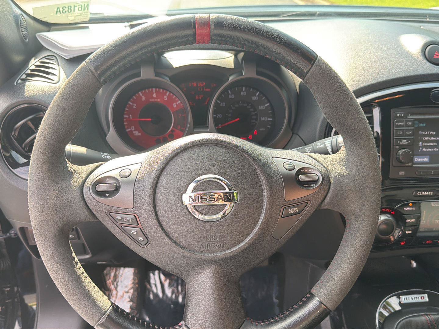 Used 2013 Nissan Juke NISMO FWD image 19