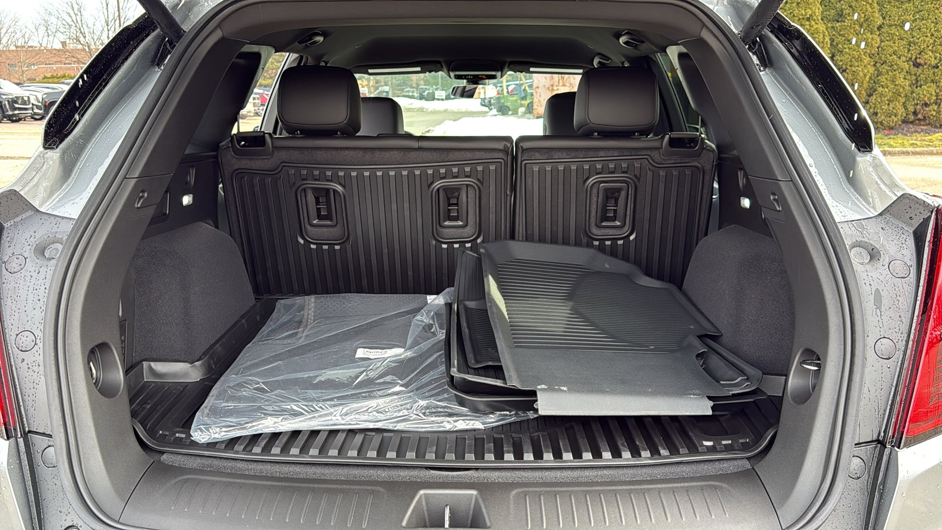 New 2026 Cadillac XT5 Luxury w/ LPO, Floor Liner Package image 34