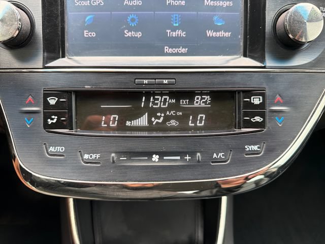 Used 2016 Toyota Avalon XLE FWD image 14