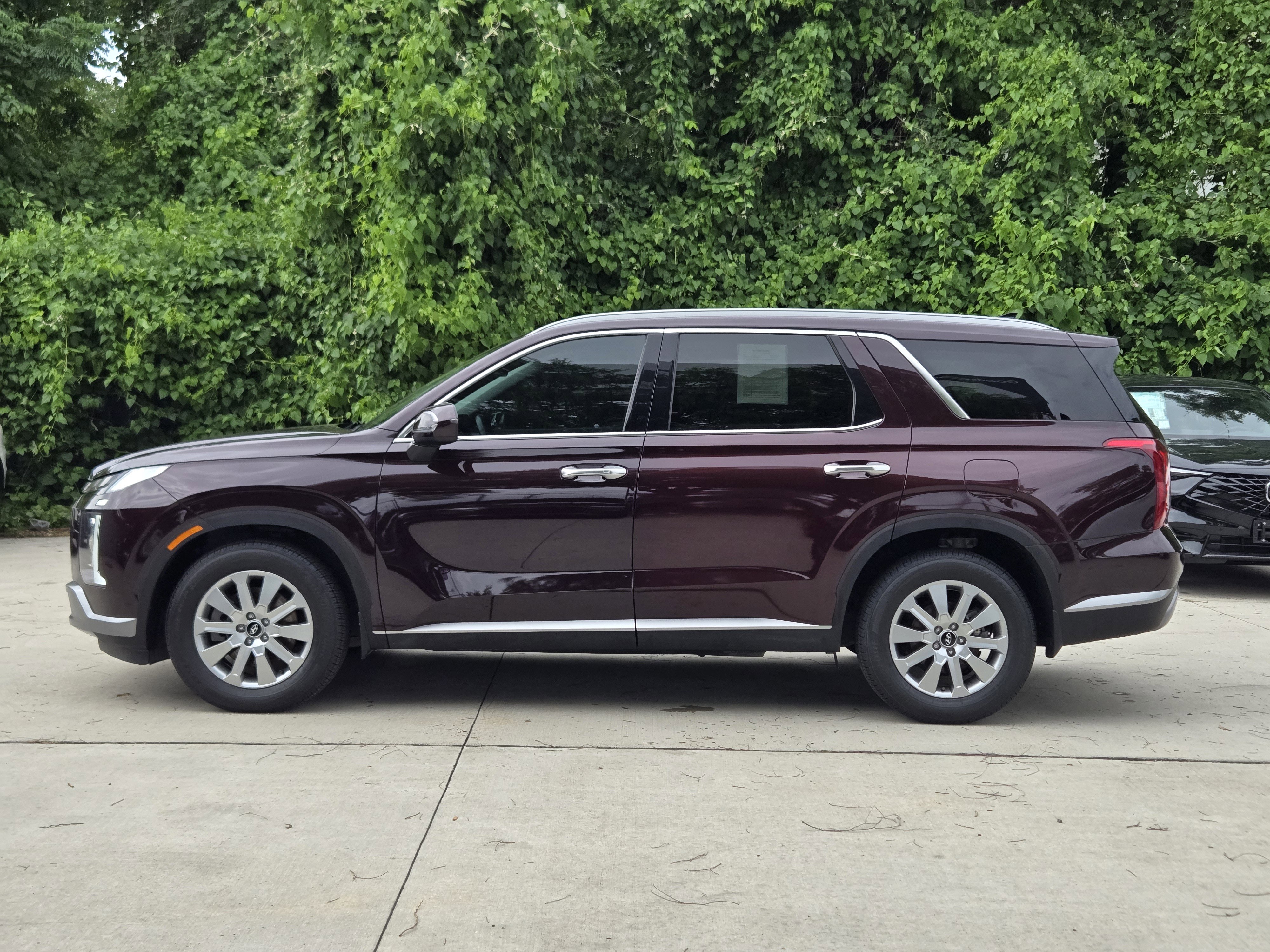 Used 2024 Hyundai Palisade SEL FWD image 5