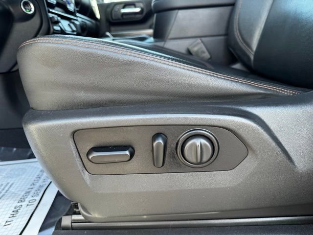 Used 2020 GMC Sierra 2500 AT4 w/ AT4 Premium Package AWD/4WD image 24