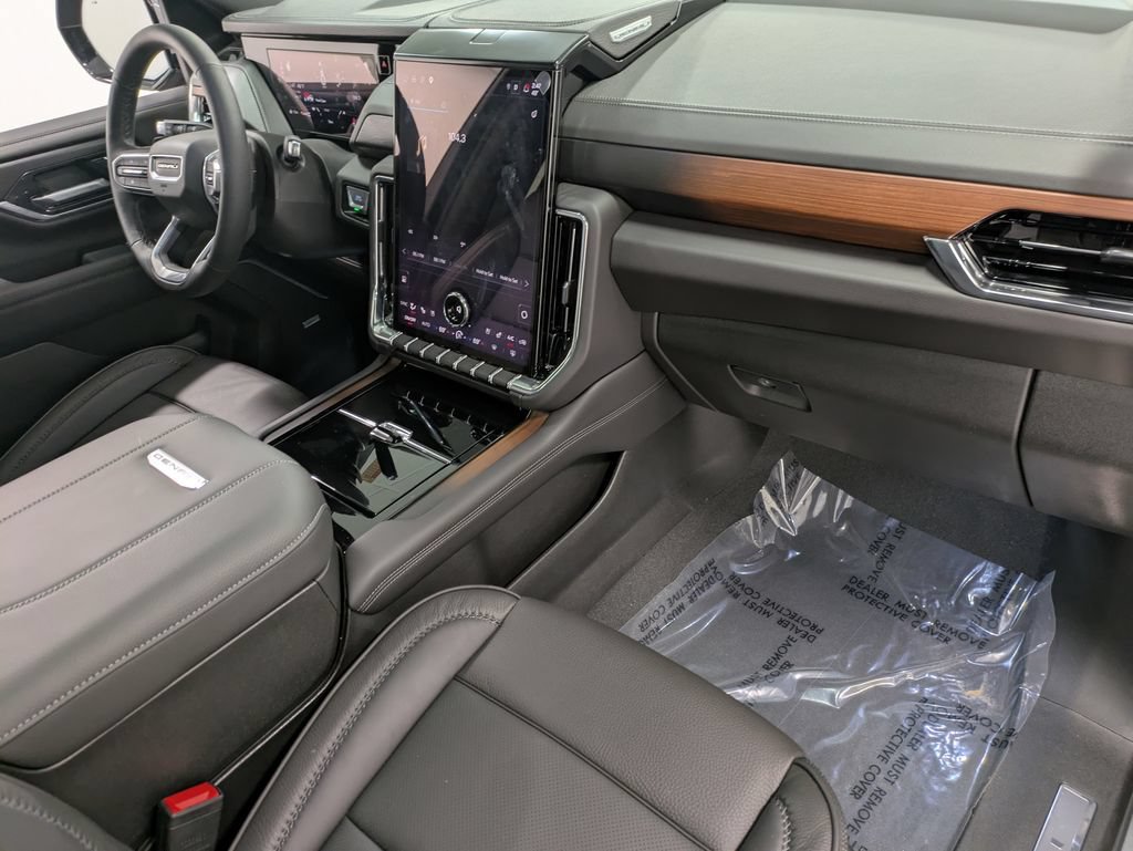 Used 2026 GMC Yukon XL Denali w/ Sun & Power Step Package AWD/4WD image 30