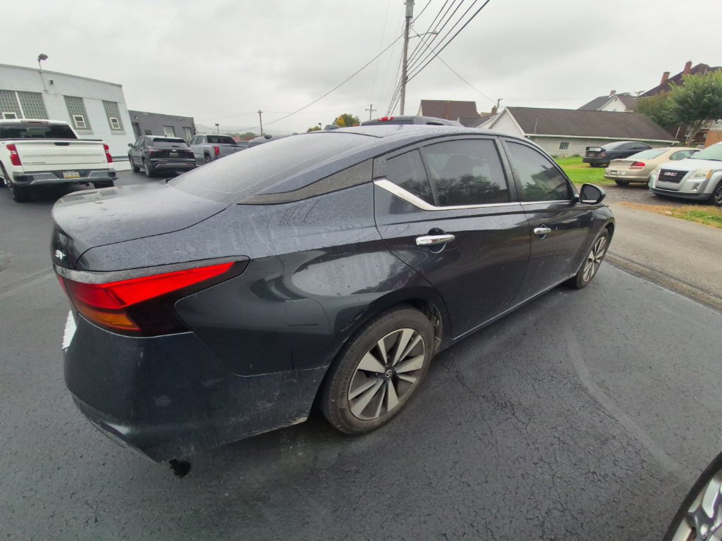 Used 2022 Nissan Altima 2.5 SV FWD image 8