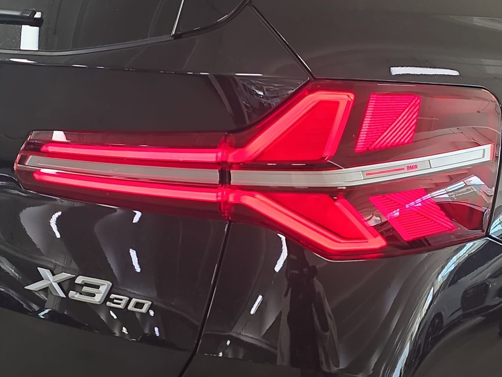 Used 2025 BMW X3 xDrive30i w/ Convenience Package image 33