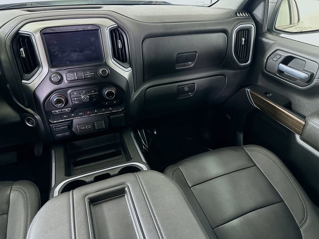 Used 2021 Chevrolet Silverado 1500 LT Trail Boss w/ Convenience Package II image 19