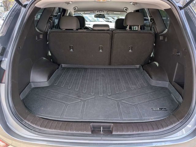 Used 2019 Hyundai Santa Fe SE image 10