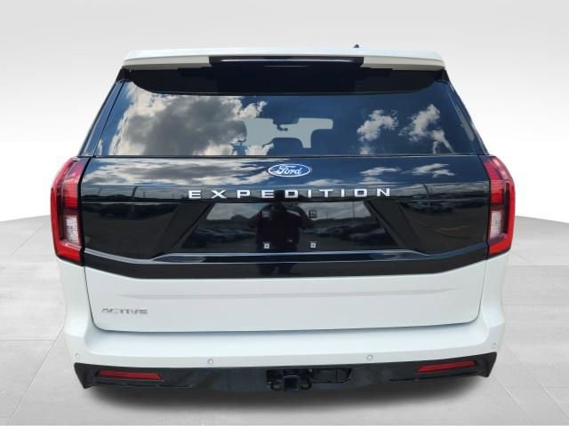 Used 2025 Ford Expedition Active image 7