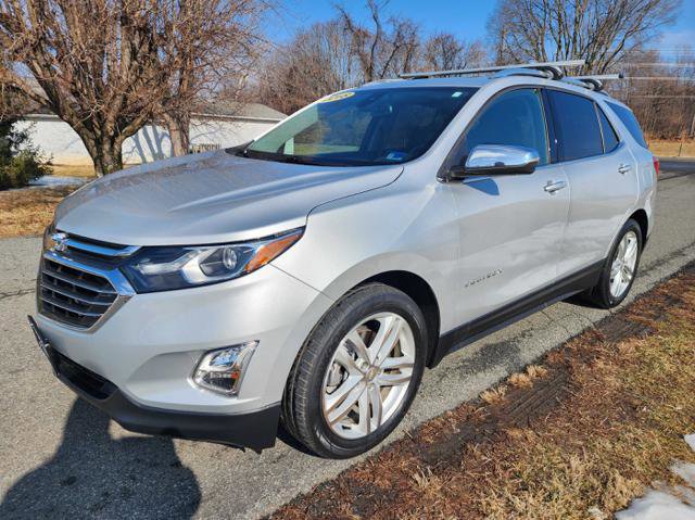 Used 2018 Chevrolet Equinox Premier image 2