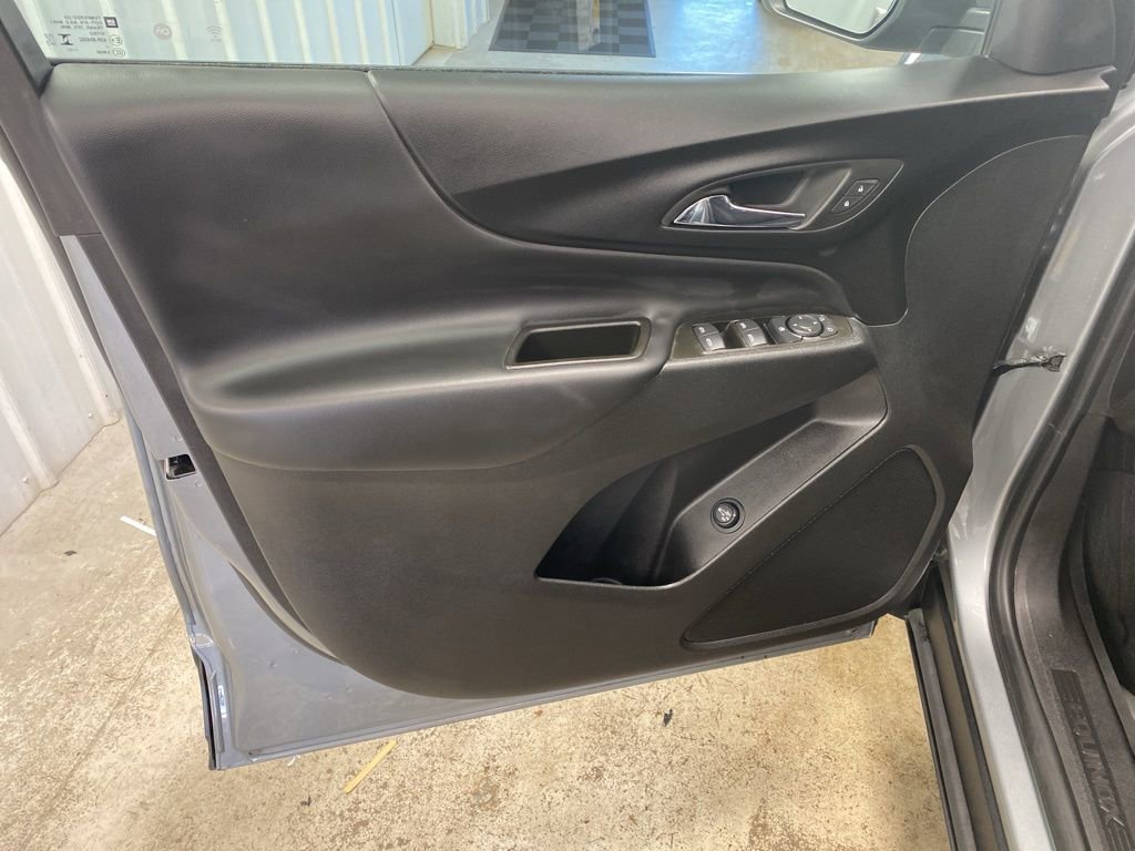 Used 2024 Chevrolet Equinox LT w/ LPO, Floor Liner Package image 28